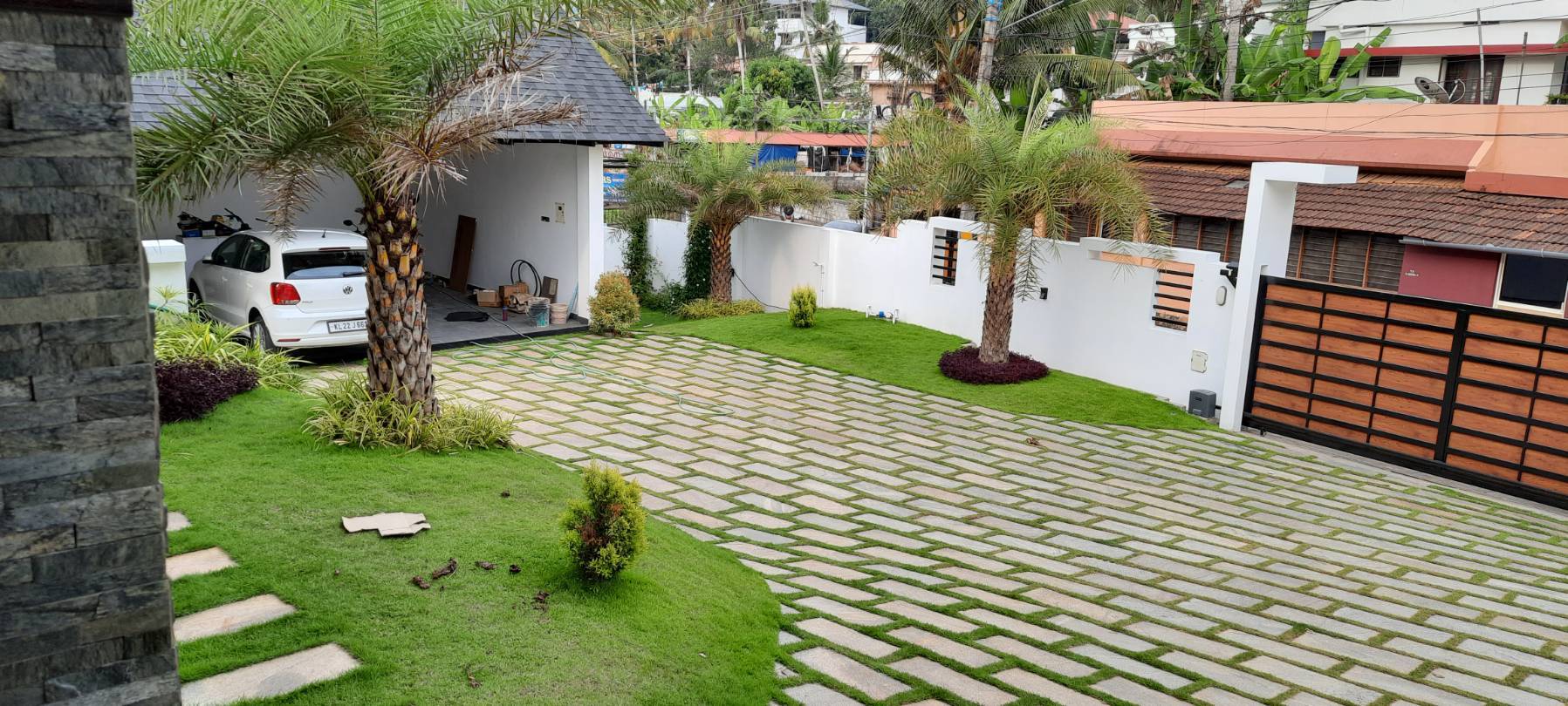 Prasanth residence, Thattinakam — view 2
